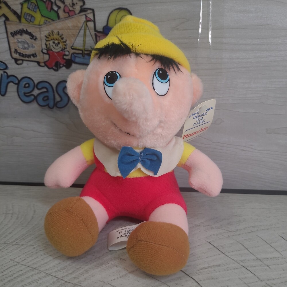 Walt Disney Animated Film Classic Vintage Pinocchio  1985 Plush Stuffed Doll 7"